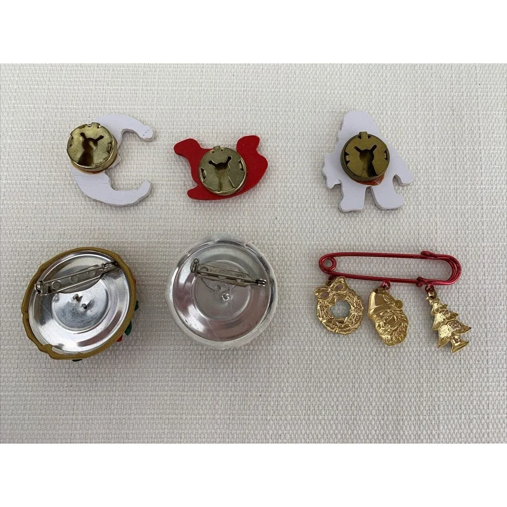 Christmas Pin Lot - Santa - Poinsettia- Tree- Wreath- Sleigh- Moon -‎ Button VTG